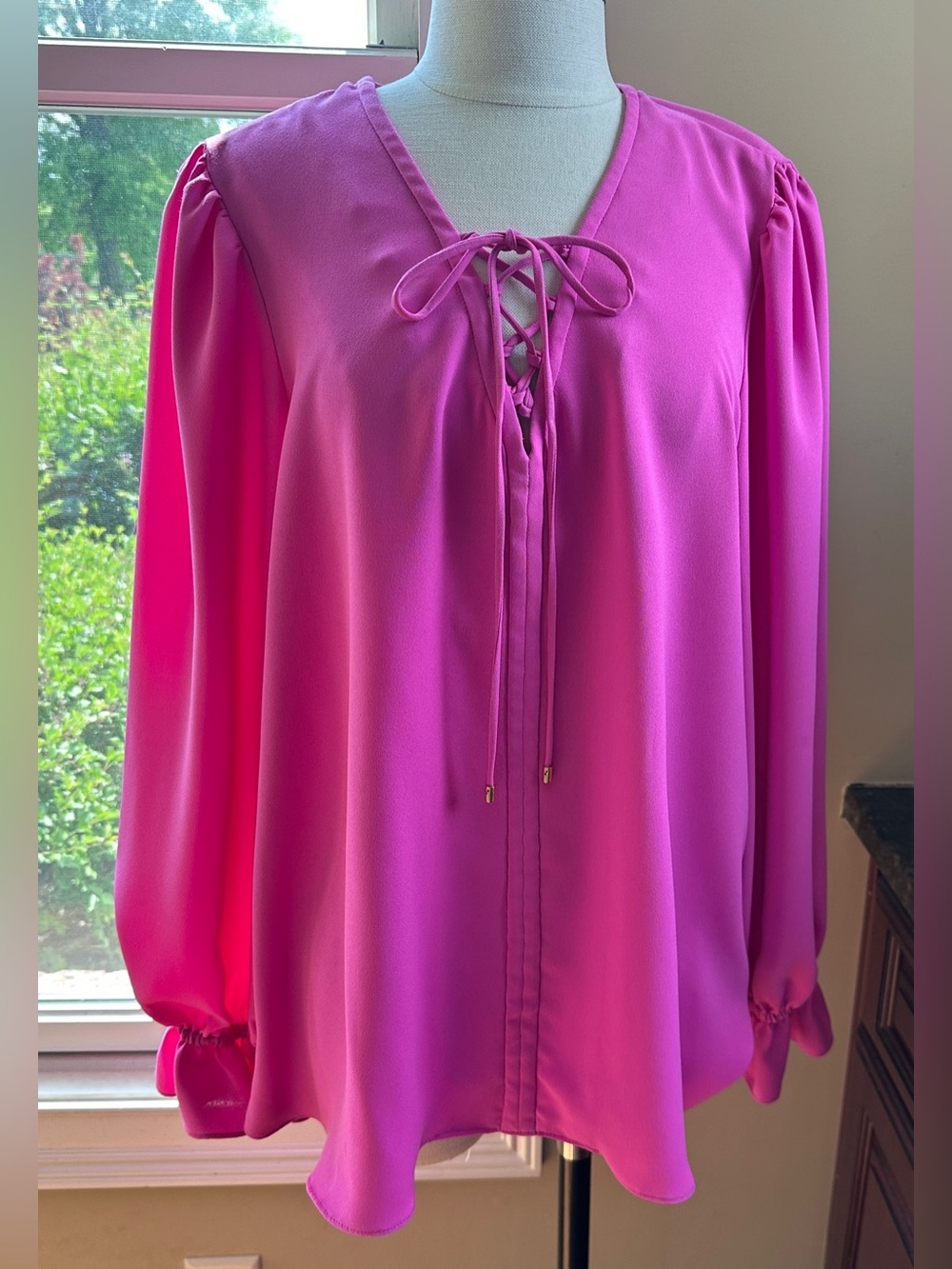 NWT $228 Trina Turk Zahara Blouse Top,β Size XL